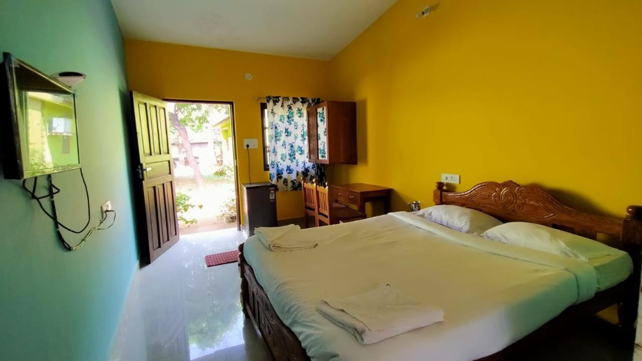 Shrushthee Guest House Vagator Kültér fotó
